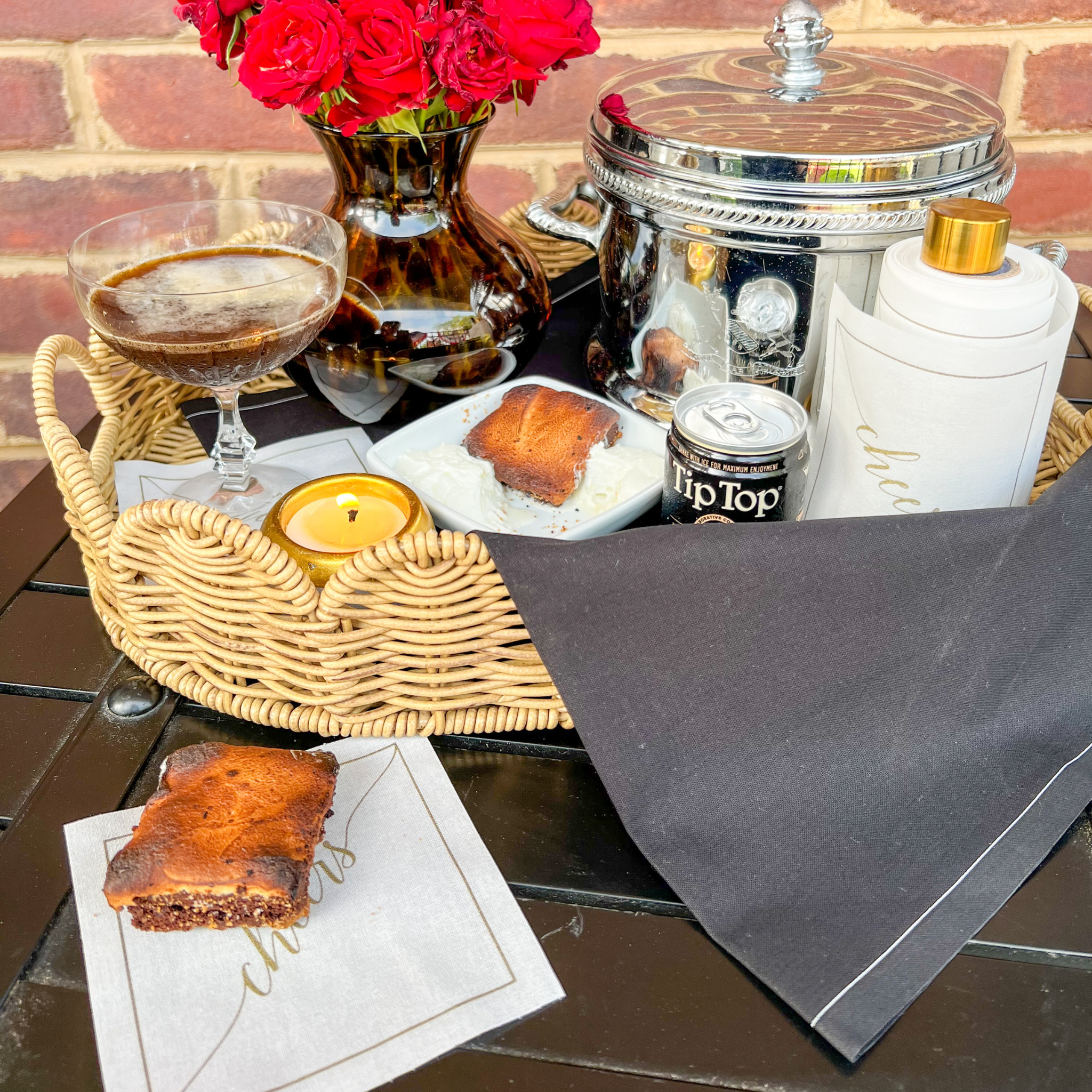 Golden Salute Cocktail Napkins