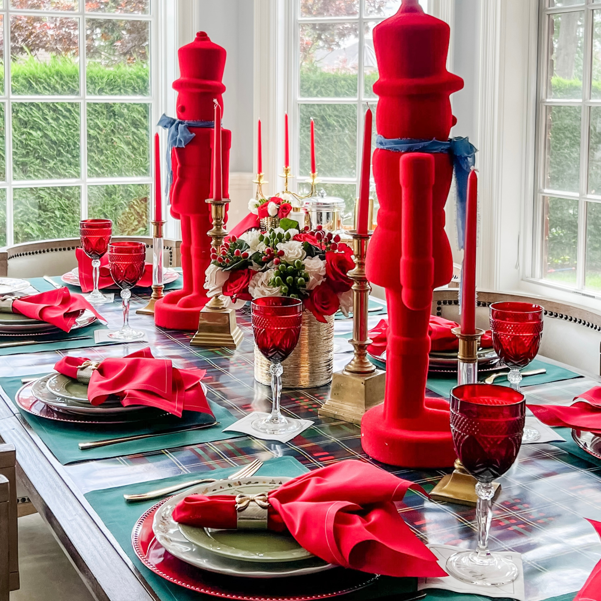 The Red Carpet Dinner Napkins