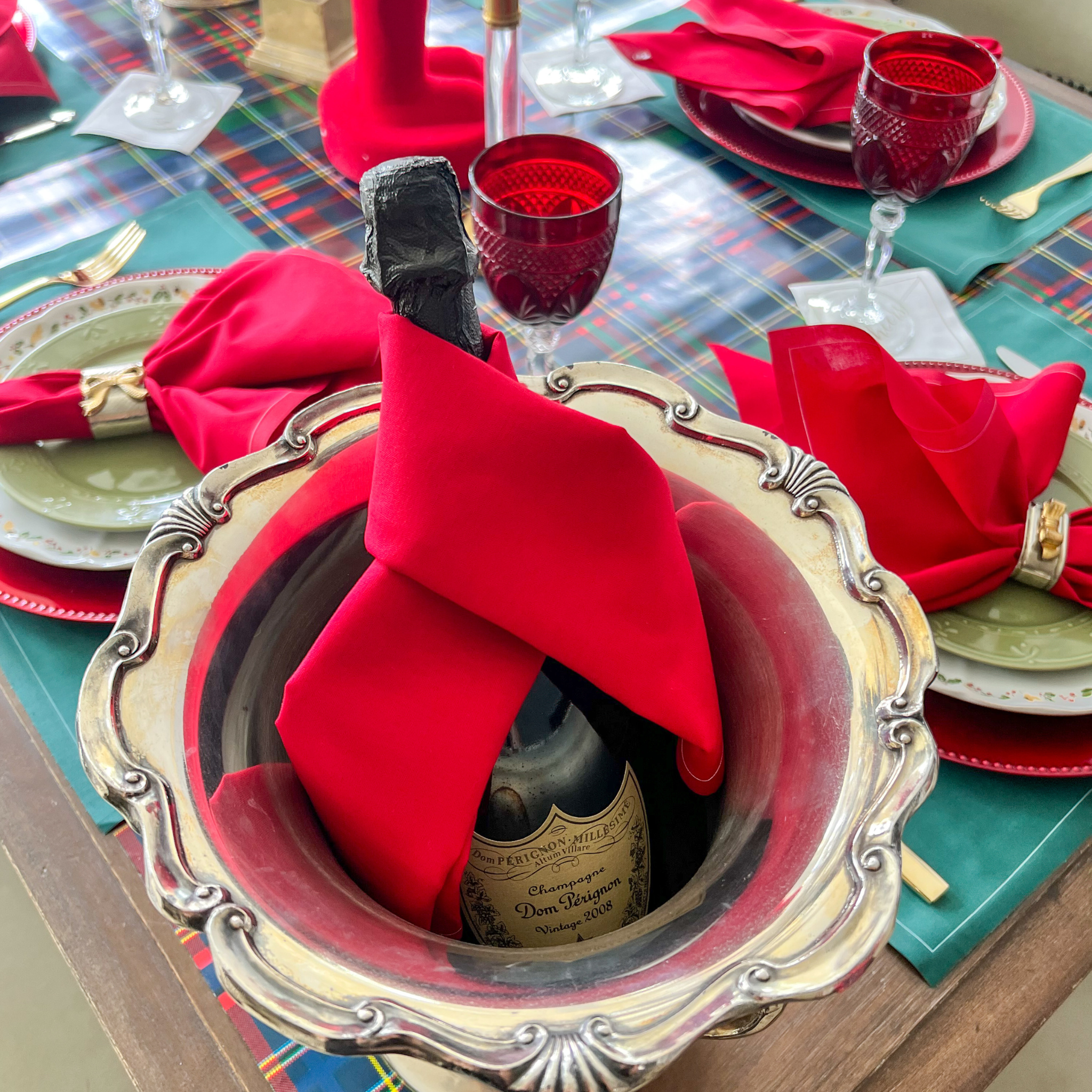 The Red Carpet Dinner Napkins